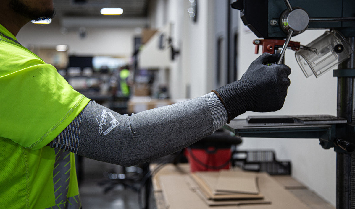 Cut-less Korplex Cut Resistant Sleeve, ANSI A6