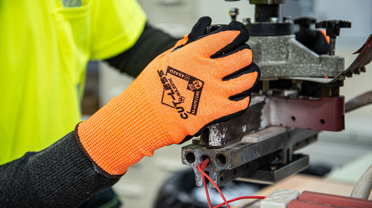 Cut-Less Korplex Glove with Sandy Nitrile Palm, 13g, ANSI A5