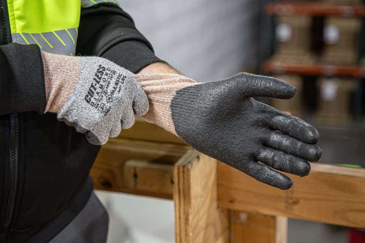 Cut-Less Dyneema Glove with Polyurethane Palm, 13g, ANSI A3
