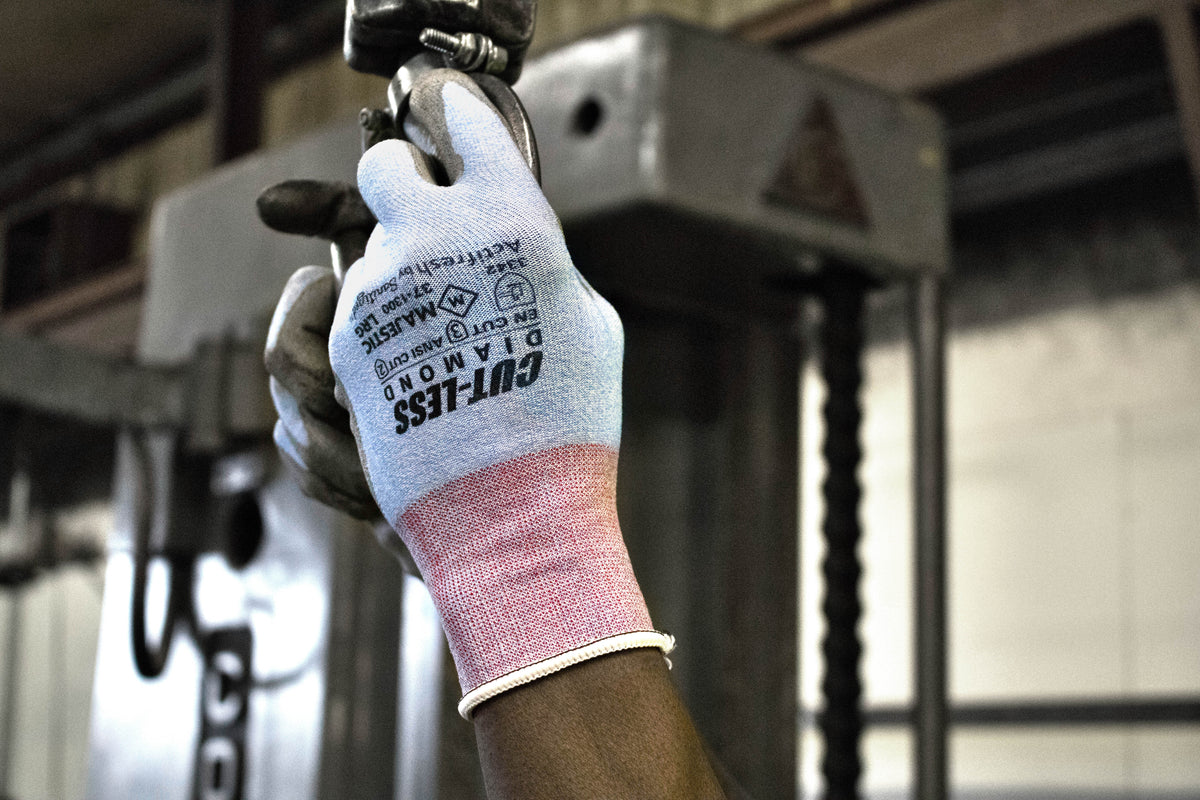 Cut-Less Dyneema Glove with Polyurethane Palm, 18g, ANSI A2