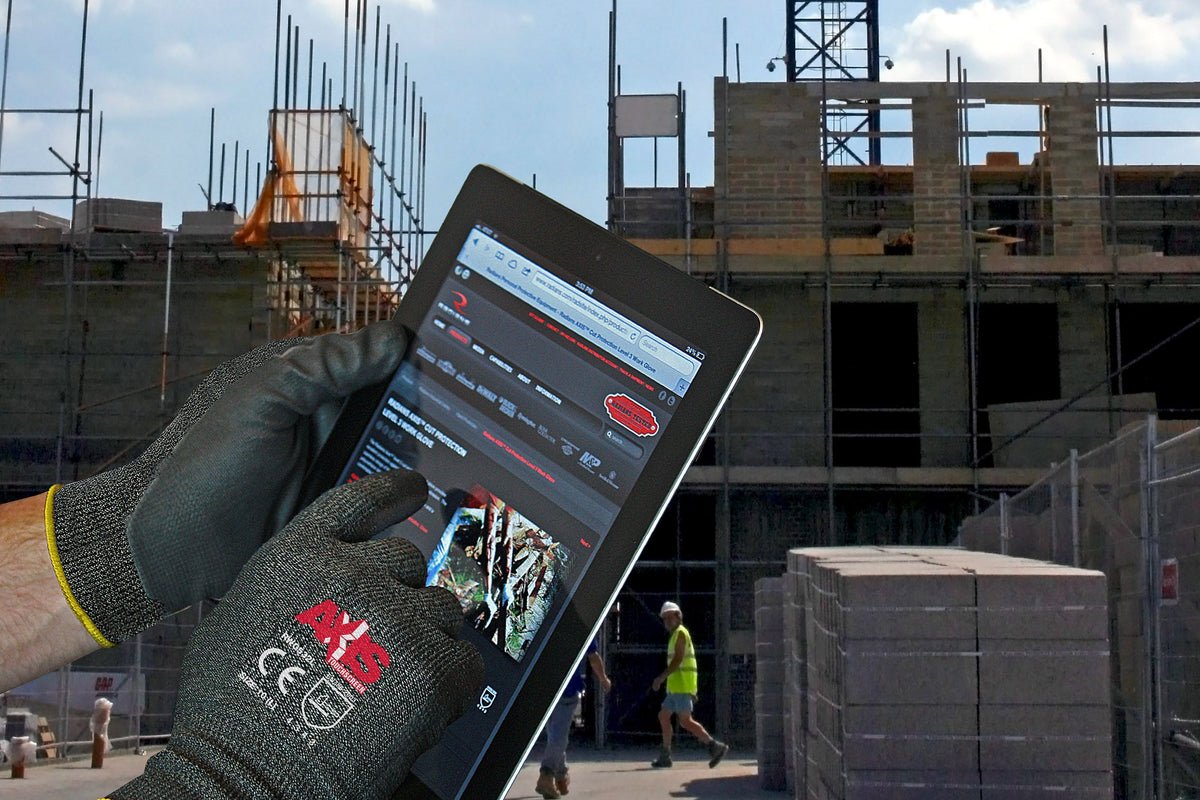 Radians RWG532 AXIS™ Cut Protection Level A2 Touchscreen Work Glove